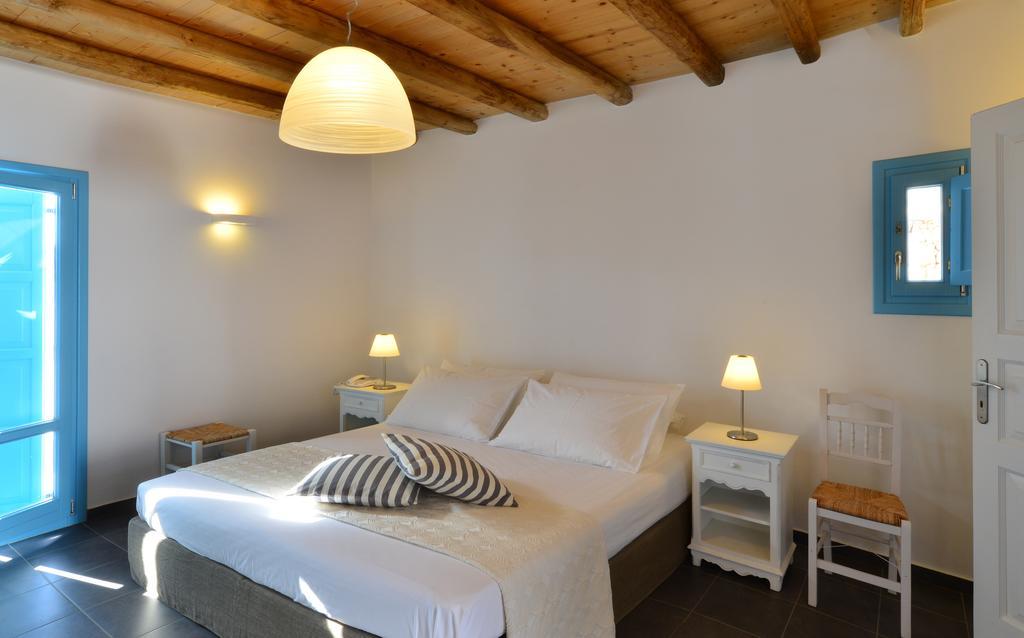 Miramare Hotel Folegandros Town Room photo