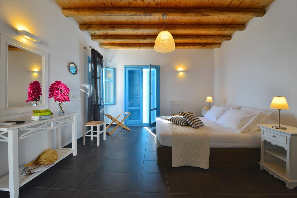 Miramare Hotel Folegandros Town Room photo