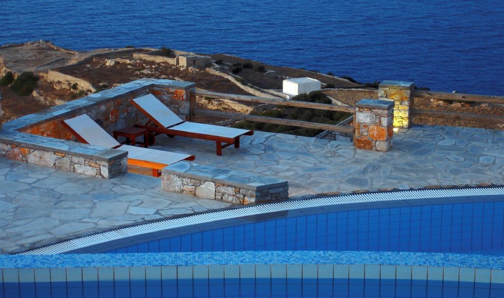 Miramare Hotel Folegandros Town Exterior photo